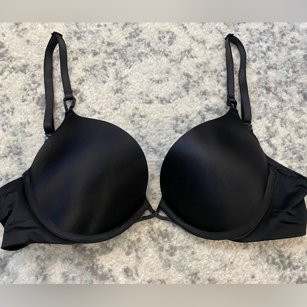 Victoria’s Secret Black Bombshell Bra - 36A